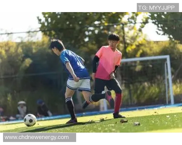 大张伟足球明星之路揭秘从音乐舞台到绿茵场的精彩转变与奋斗故事